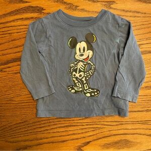 GAP Gray Long Sleeve Kids Shirt with Mickey Mouse 12-18 months